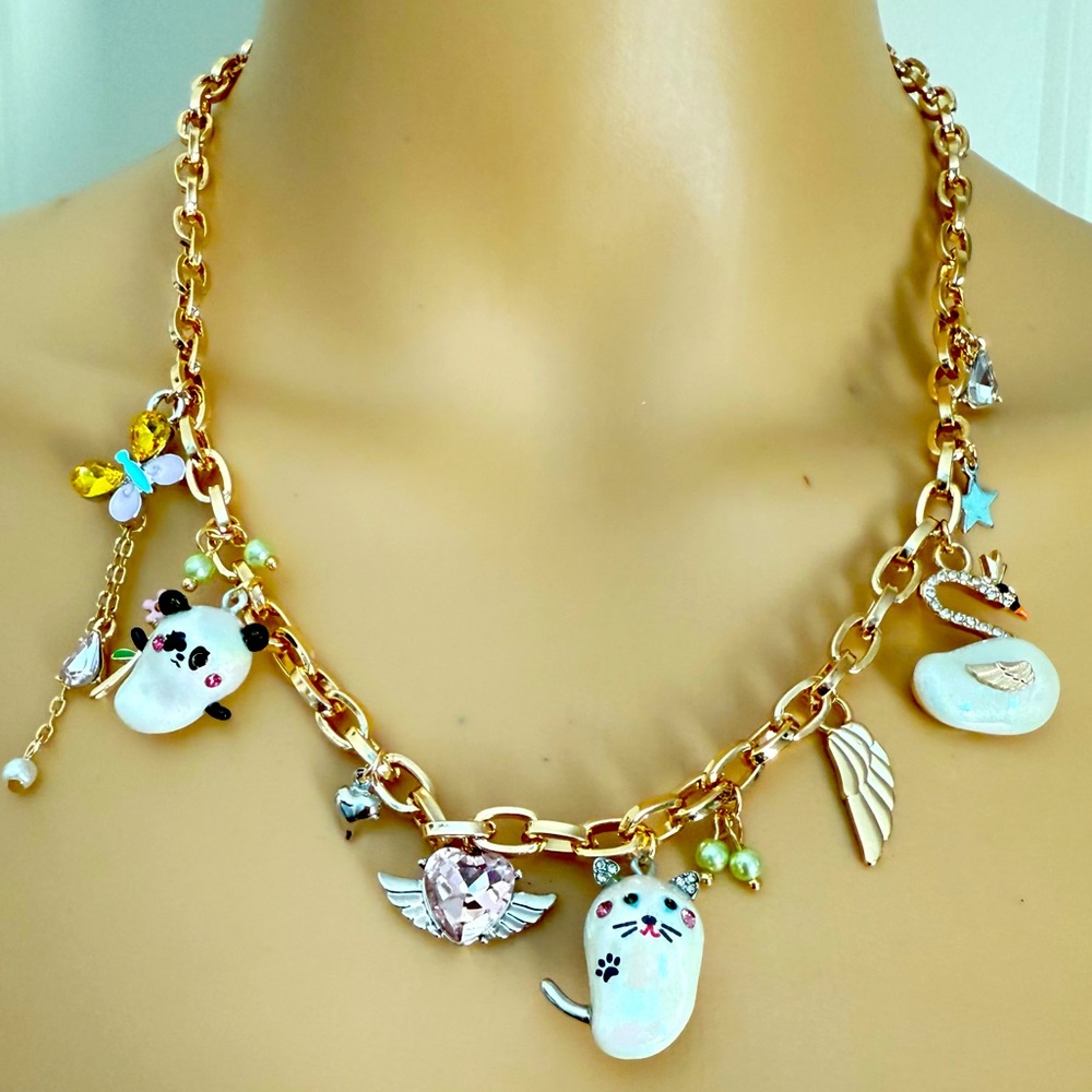 New Betsey Johnson faux stone critters bib necklace - Picture 8 of 9